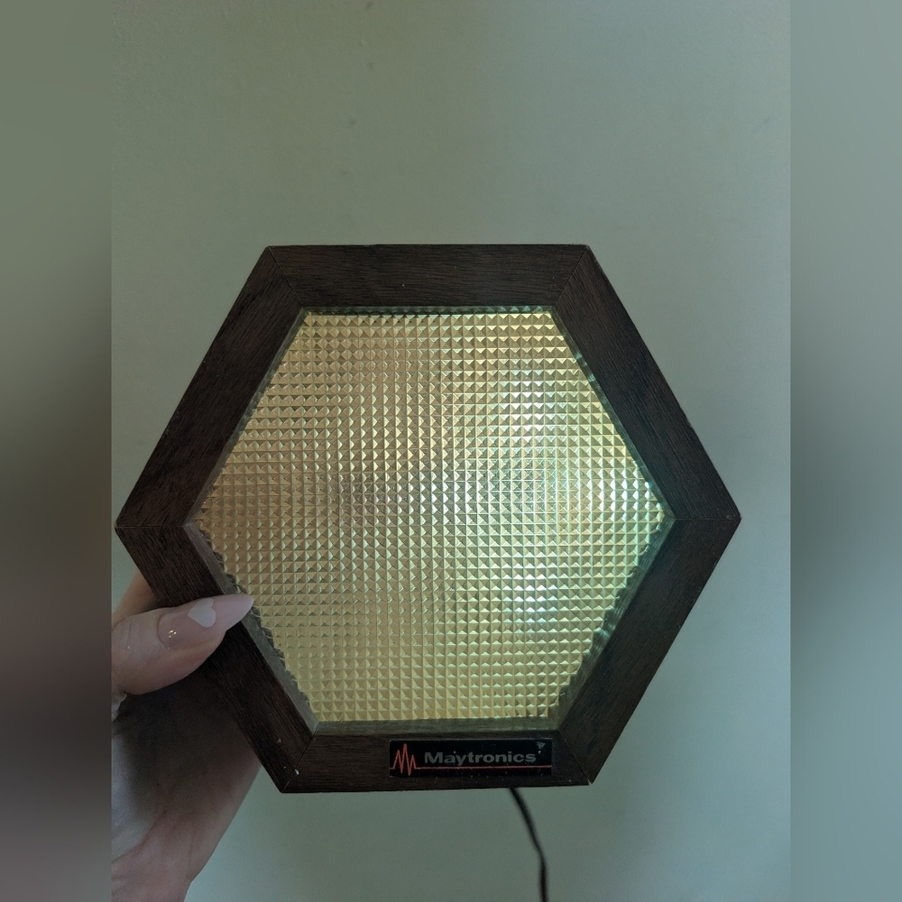 Maytronics Hexagonal Reflective Panel